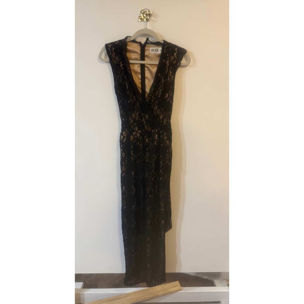 Alice by Temperley Black Lace Jumpsuit Gold Lining Sleeveless V-Neck US 2 UK 6